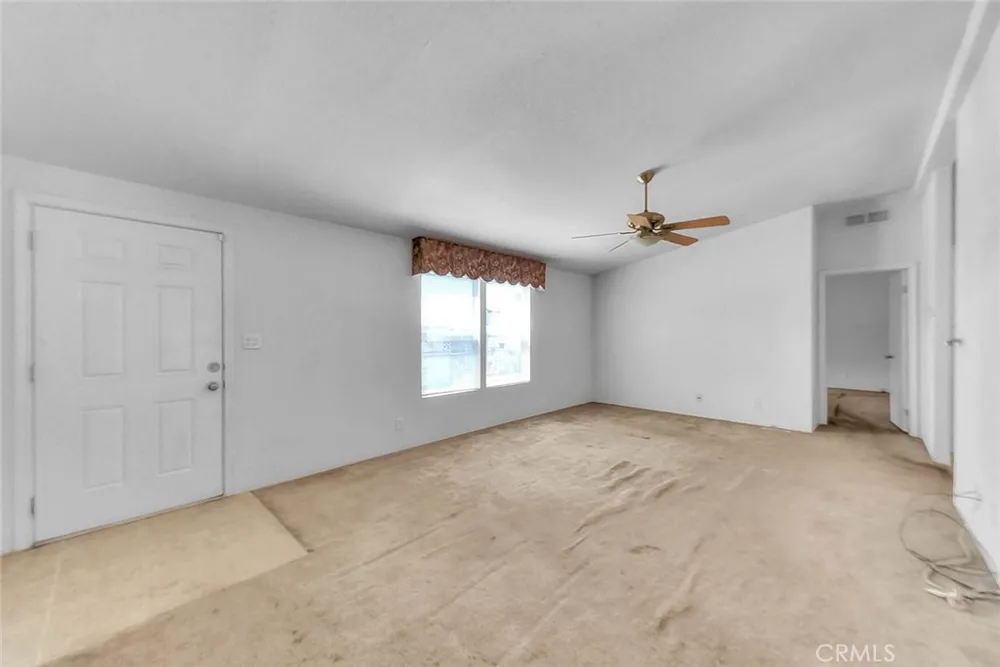 44744 Cornish Hemet, CA 92544