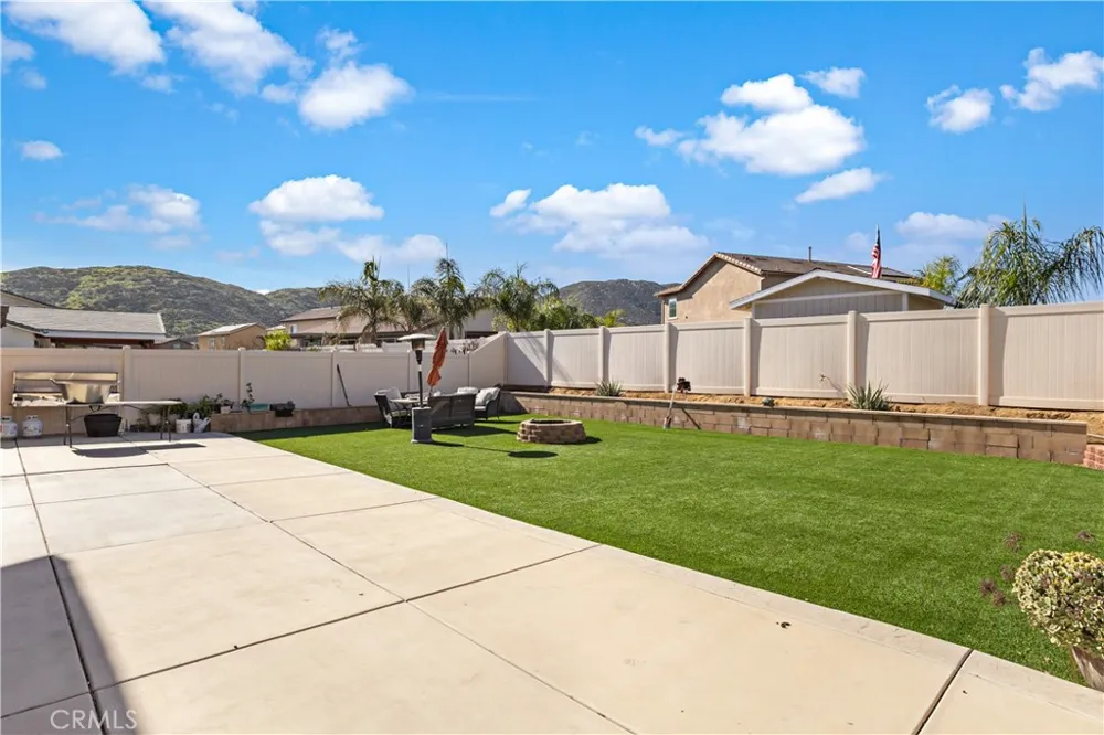 32486 Roman Warren Winchester, CA 92596
