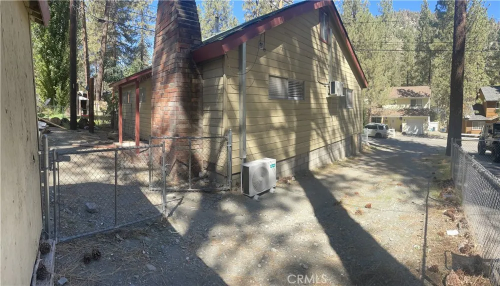 1545 Ross Street Wrightwood, CA 92397