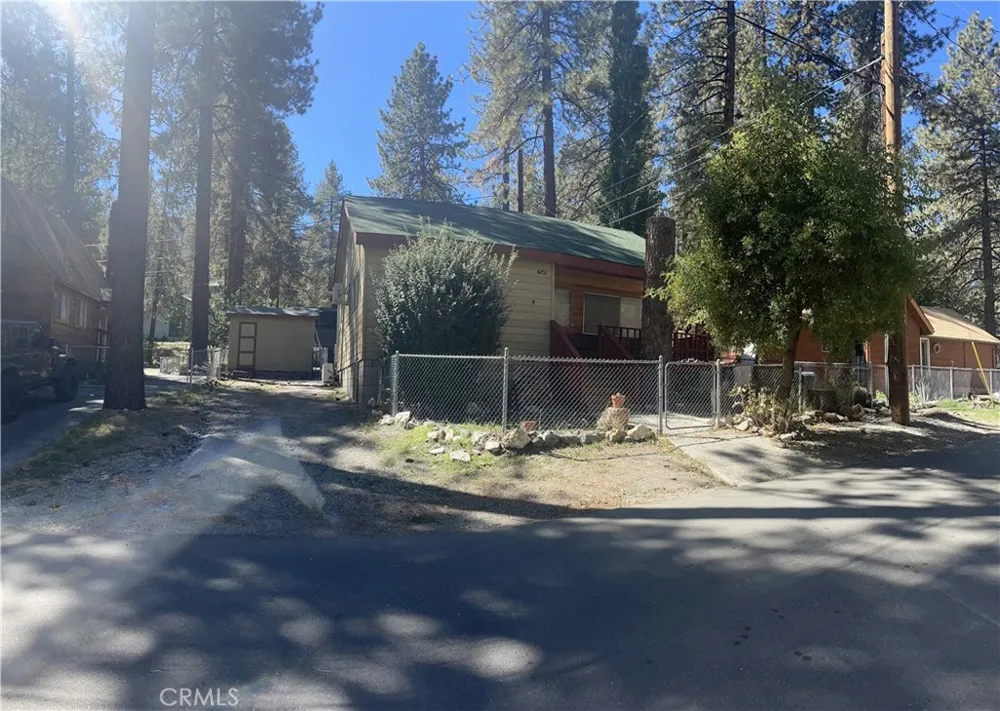 1545 Ross Street Wrightwood, CA 92397