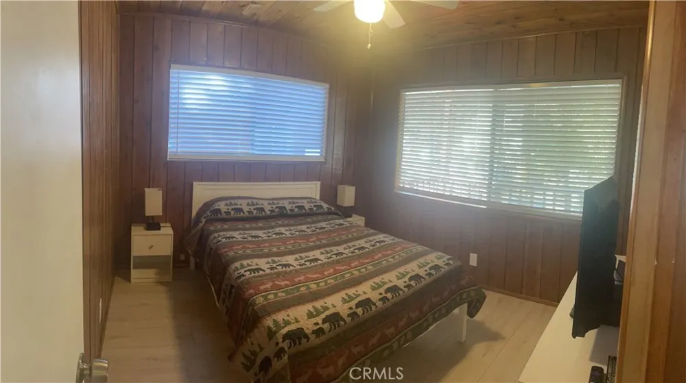 1545 Ross Street Wrightwood, CA 92397