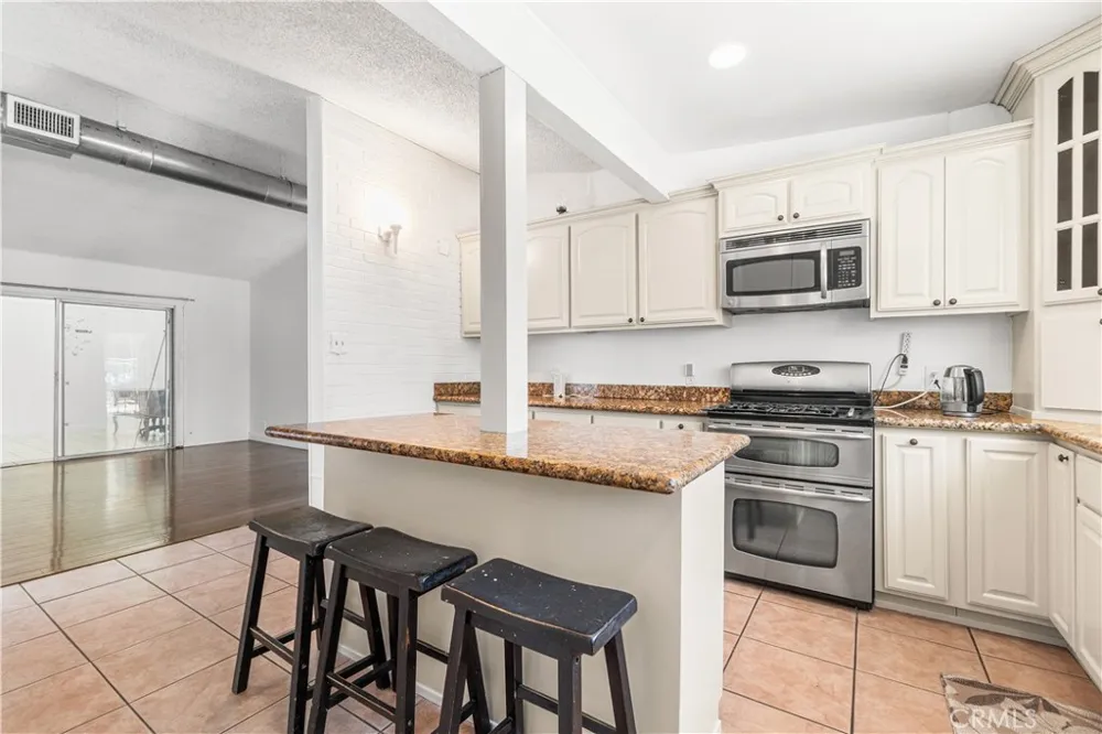 14715 Brink Norwalk, CA 90650