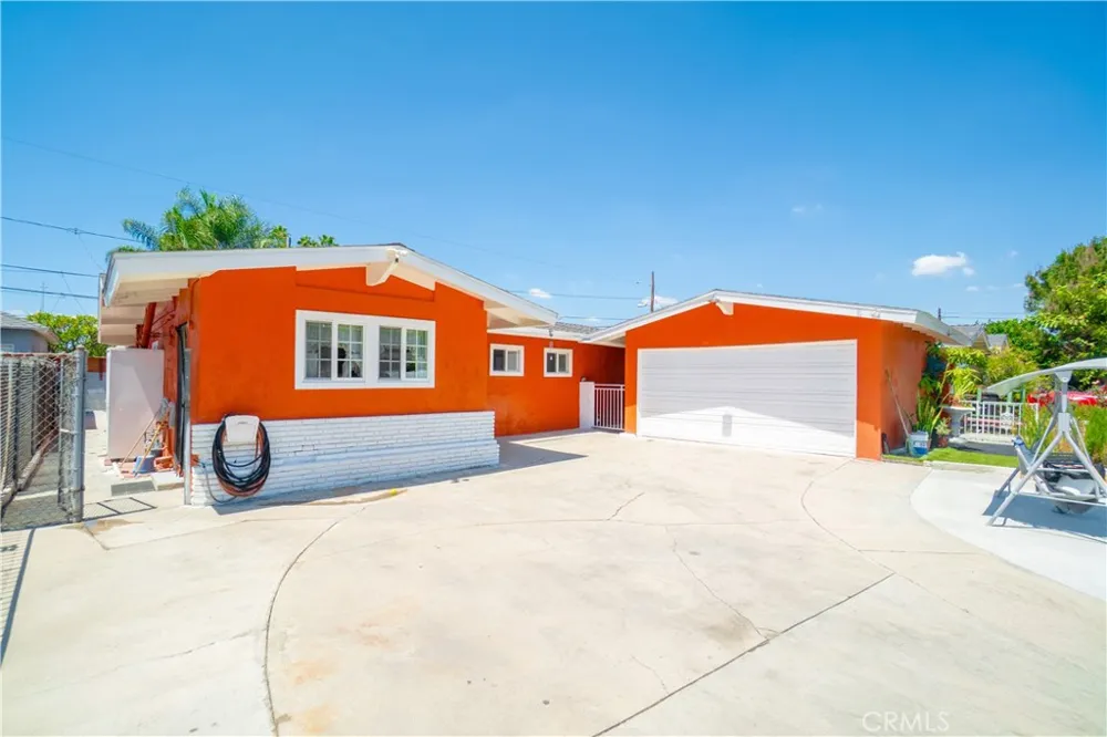 14715 Brink Norwalk, CA 90650