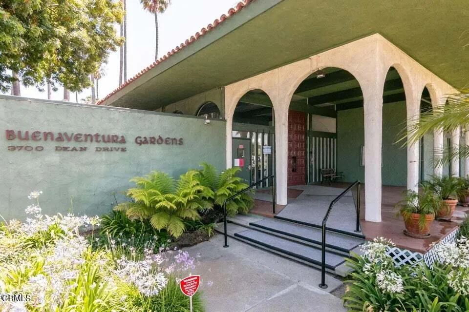 3700 Dean Drive #907 Ventura, CA 93003