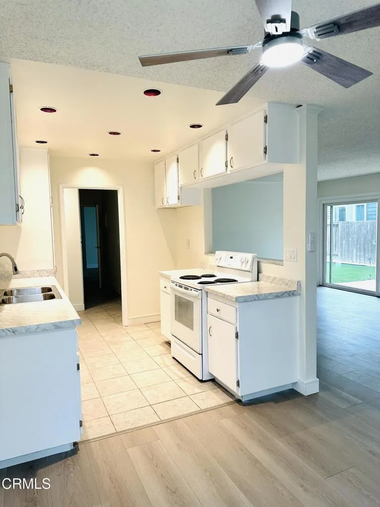 3700 Dean Drive #907 Ventura, CA 93003
