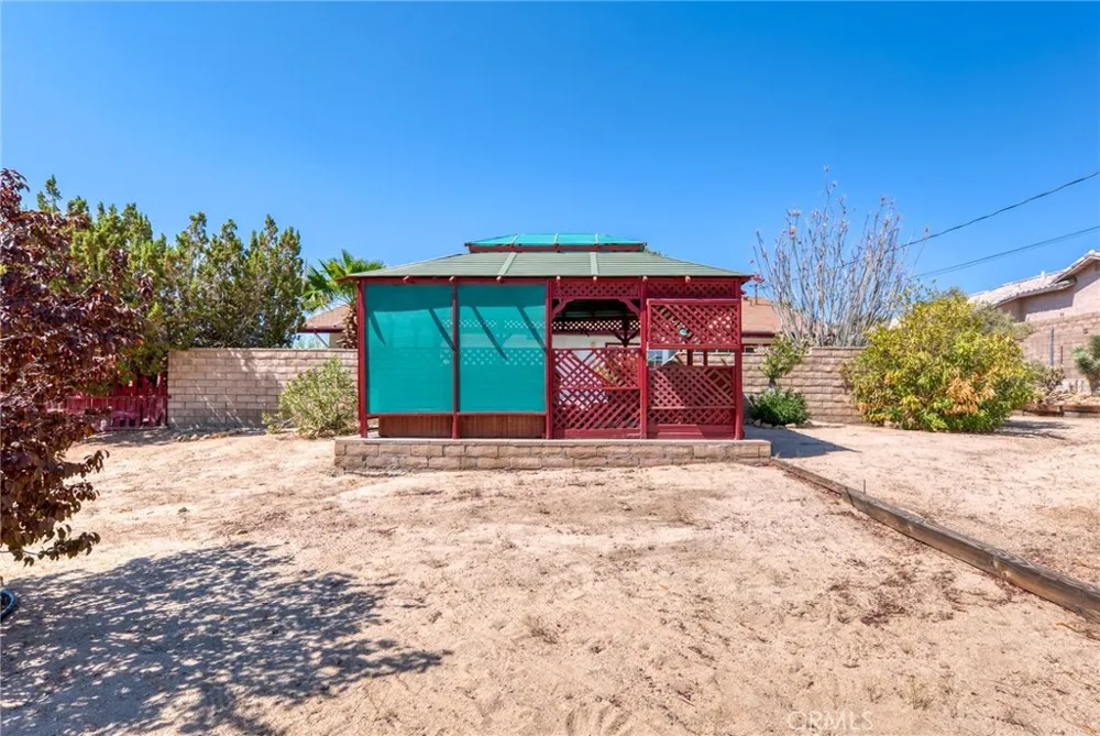 7515 Pinon Drive Yucca Valley, CA 92284