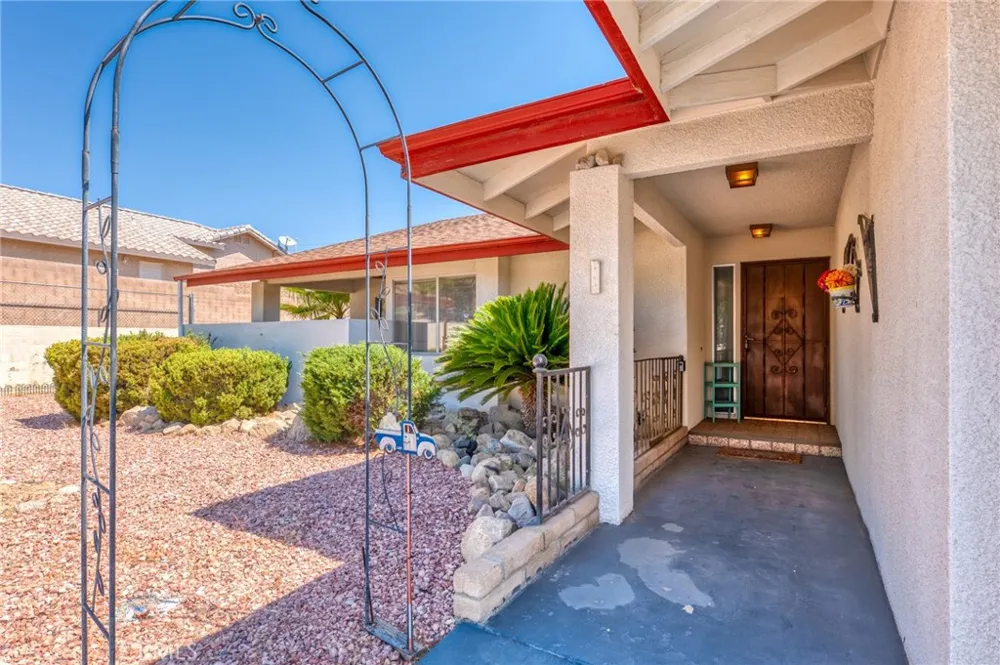 7515 Pinon Drive Yucca Valley, CA 92284