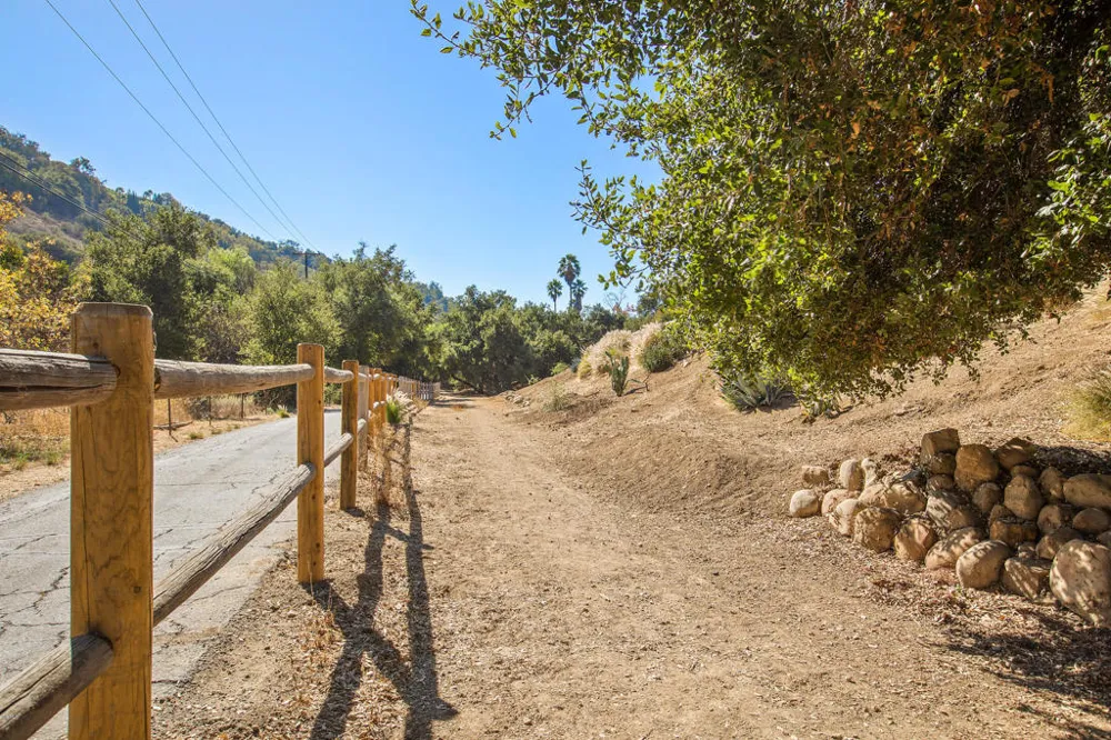 320 Barbara Street Ojai, CA 93023