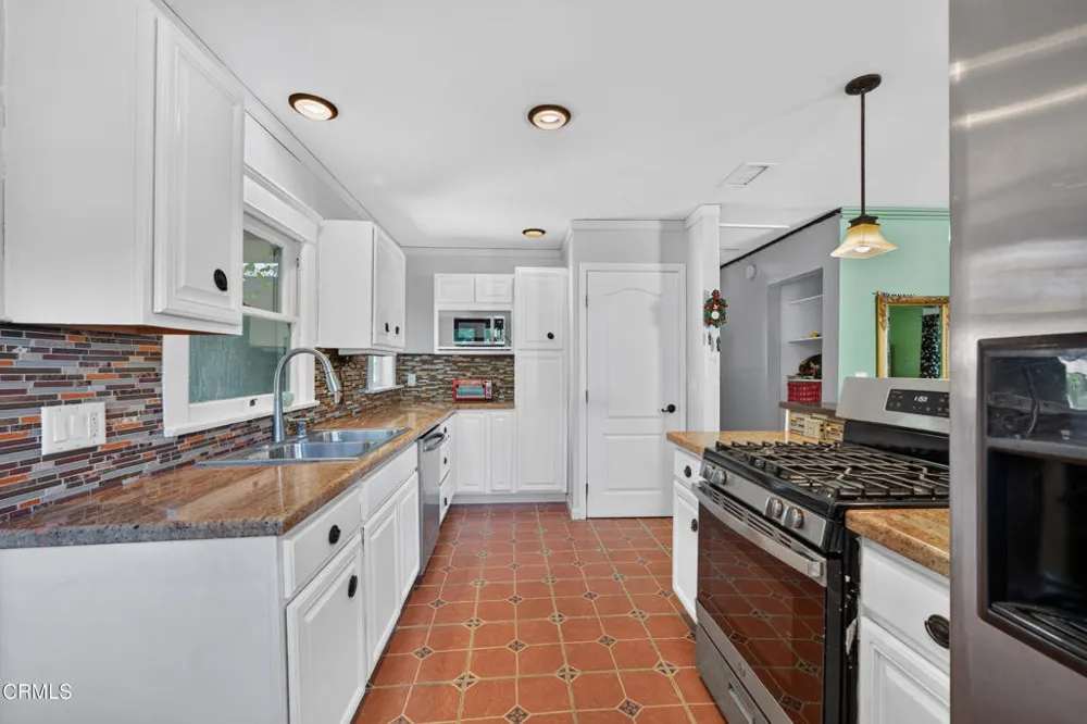 320 Barbara Street Ojai, CA 93023