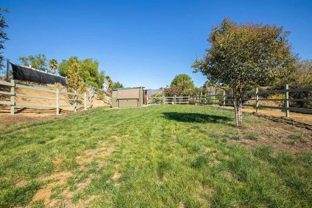 320 Barbara Street Ojai, CA 93023