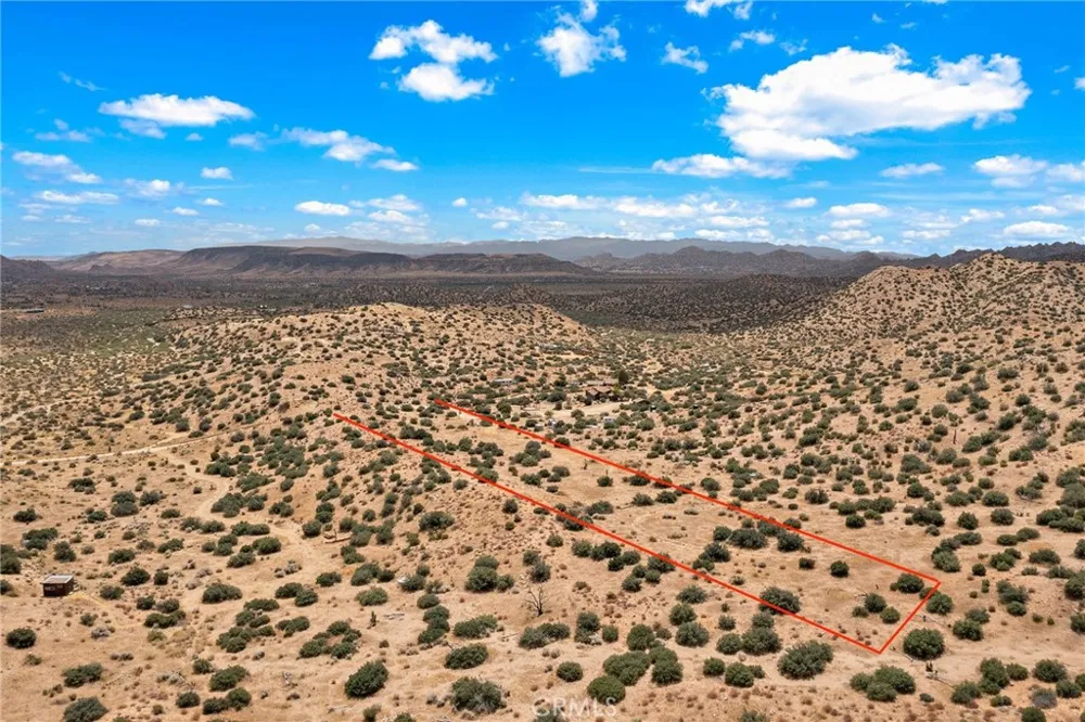 2816 Orange Trail Pioneertown, CA 92268