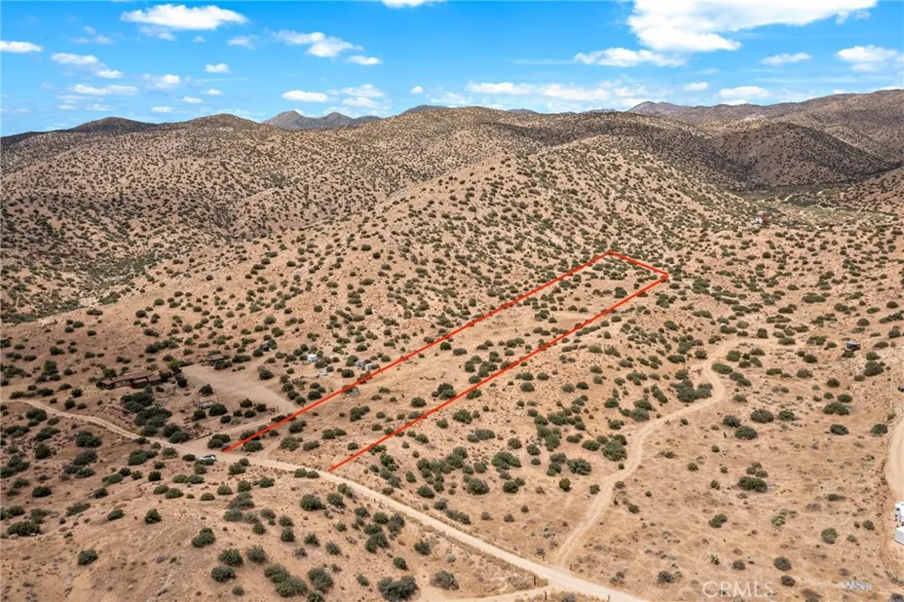 2816 Orange Trail Pioneertown, CA 92268