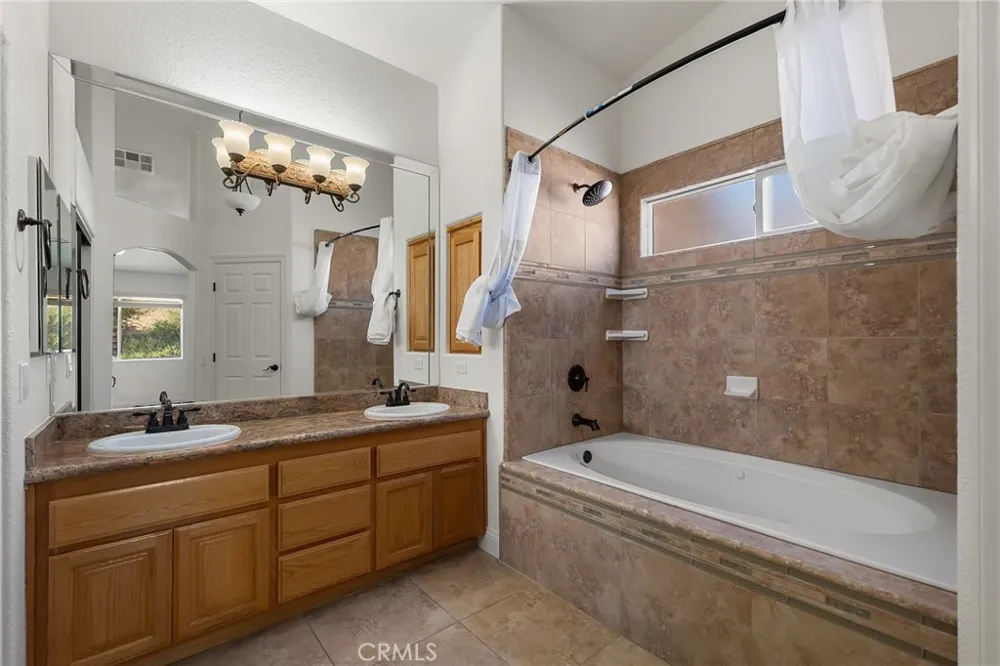 56739 Taos Circle Yucca Valley, CA 92284