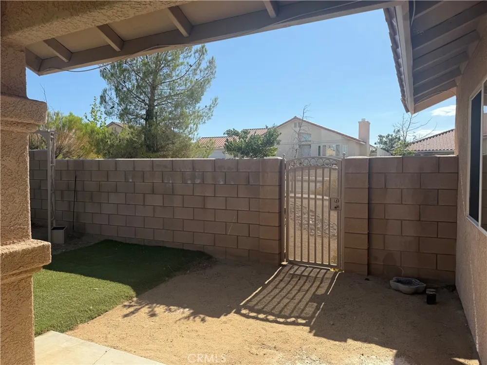 56739 Taos Circle Yucca Valley, CA 92284