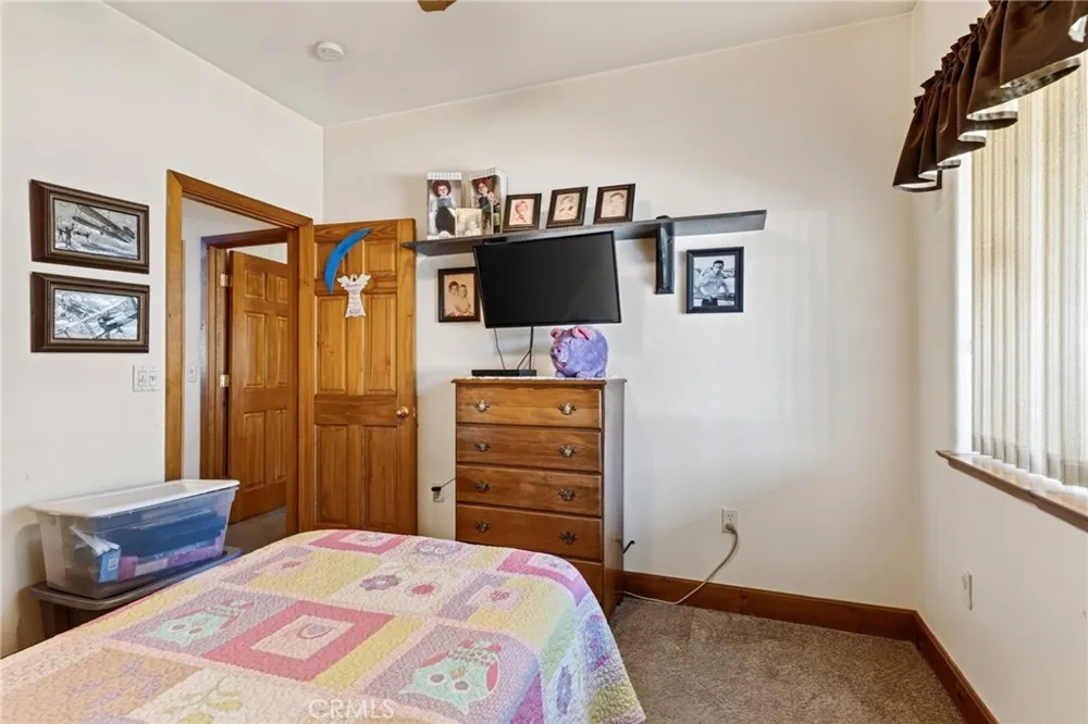 13297 Anchor Village Clearlake Oaks, CA 95423