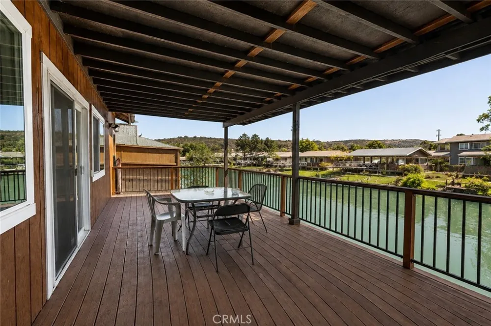 13297 Anchor Village Clearlake Oaks, CA 95423