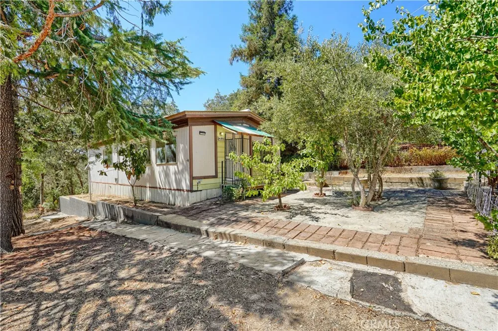 15993 27th Clearlake, CA 95422