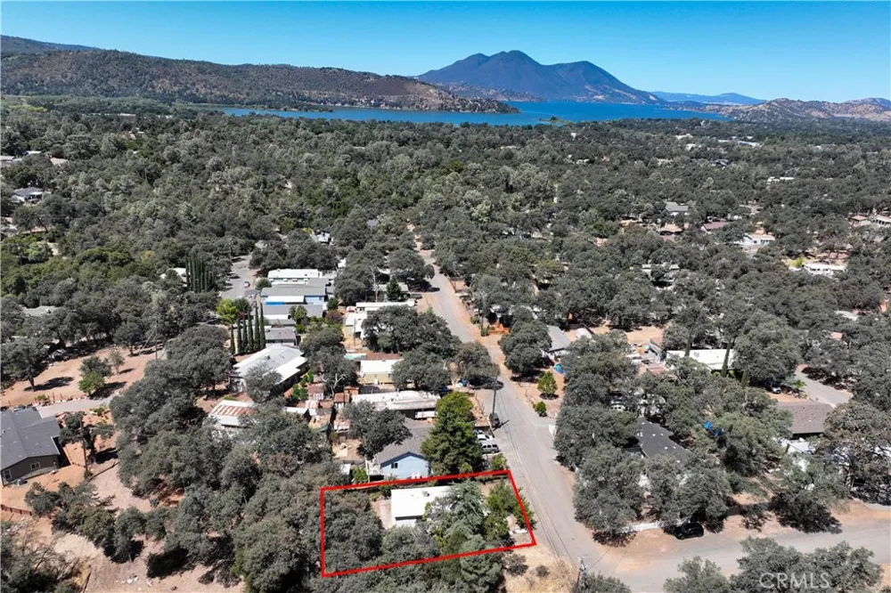 15993 27th Clearlake, CA 95422