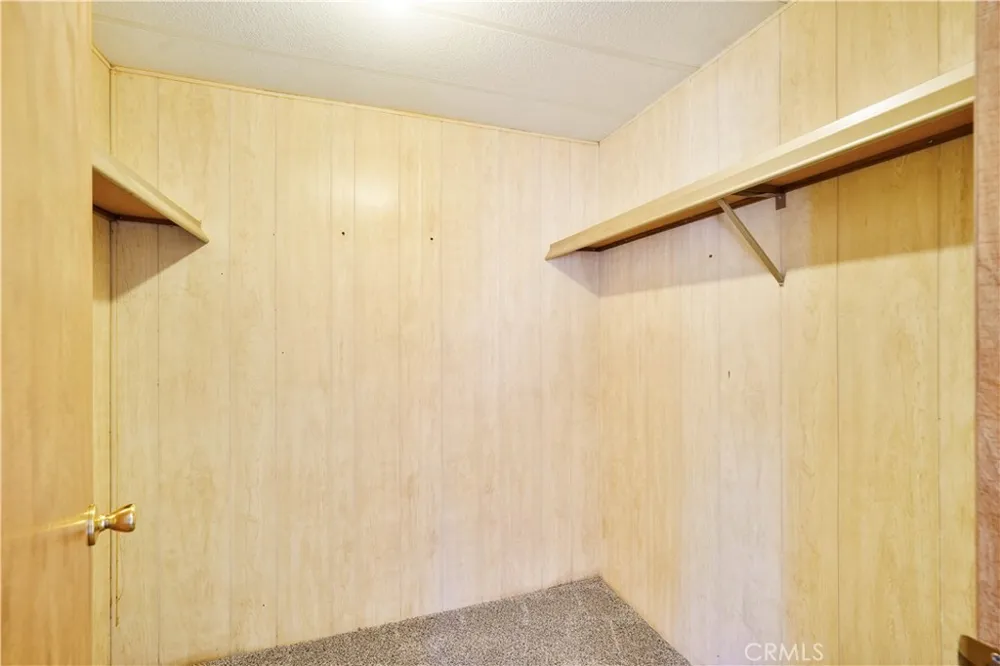 15993 27th Clearlake, CA 95422