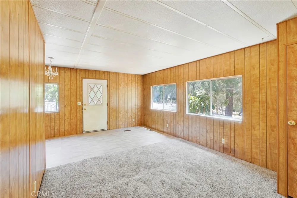 15993 27th Clearlake, CA 95422