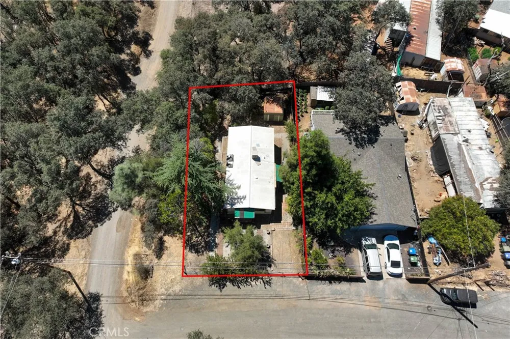 15993 27th Clearlake, CA 95422