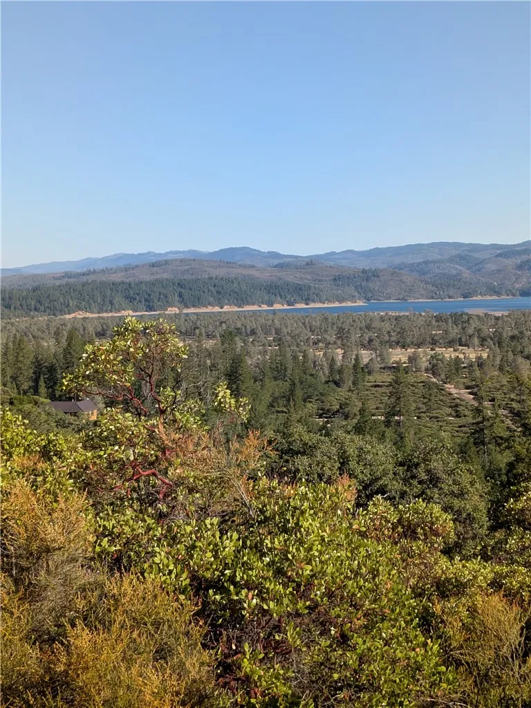 29956 Booth Crossing Road Upper Lake, CA 95469