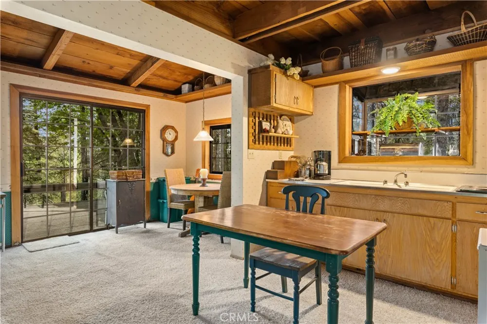 10401 Rosa Kelseyville, CA 95451