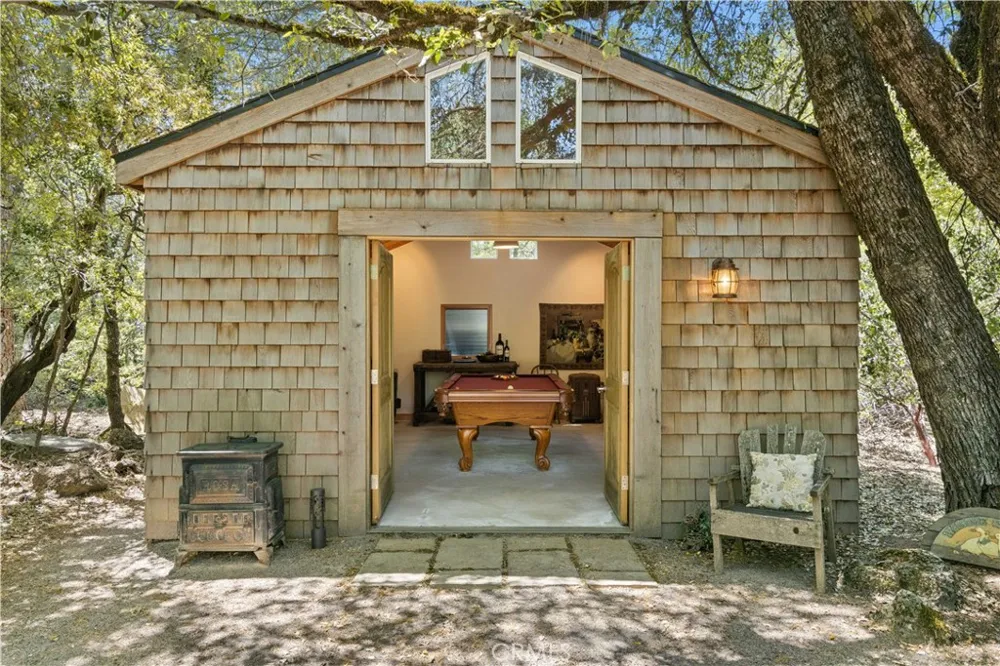 10401 Rosa Kelseyville, CA 95451