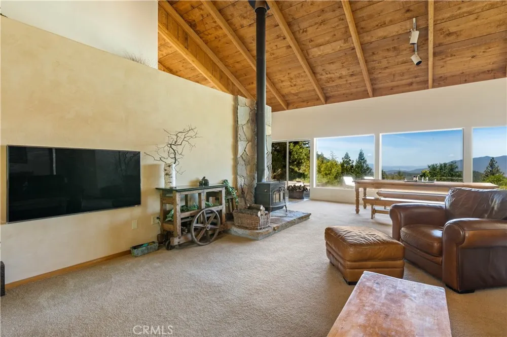 10401 Rosa Kelseyville, CA 95451