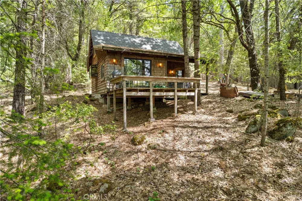10401 Rosa Kelseyville, CA 95451