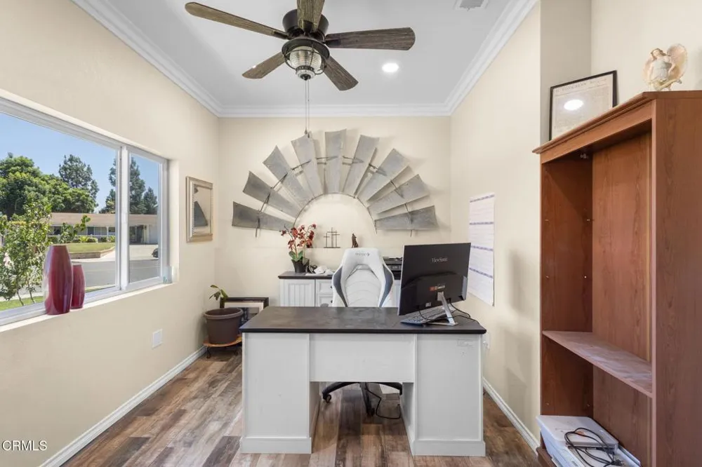 817 Calle La Sombra Camarillo, CA 93010
