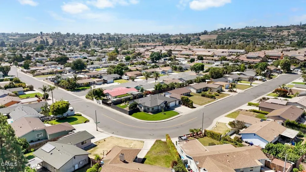 817 Calle La Sombra Camarillo, CA 93010