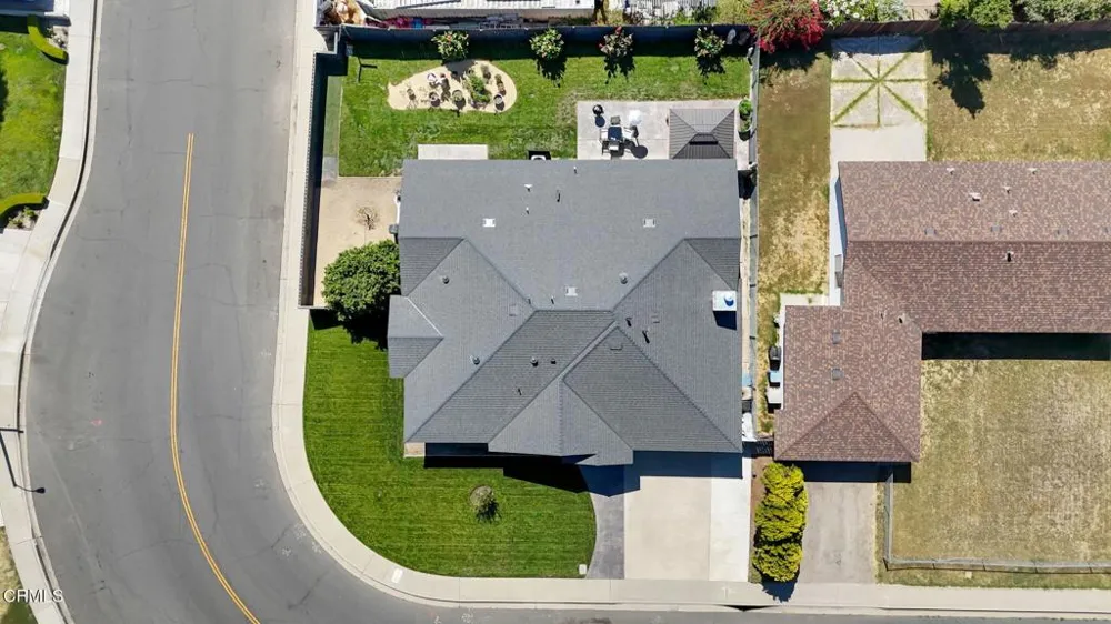 817 Calle La Sombra Camarillo, CA 93010