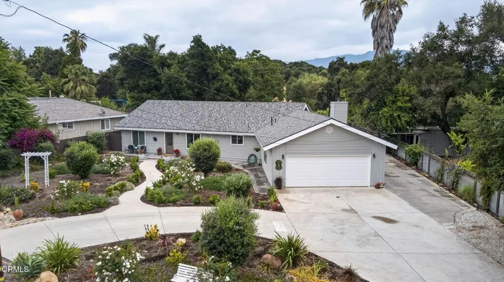 594 S La Luna Avenue Ojai, CA 93023