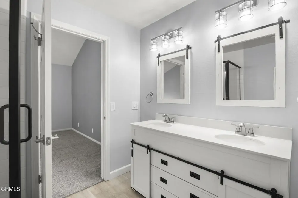 594 S La Luna Avenue Ojai, CA 93023