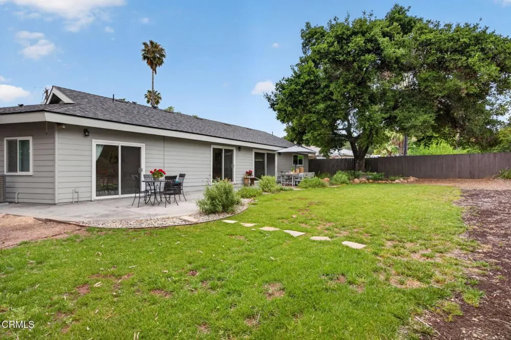 594 S La Luna Avenue Ojai, CA 93023