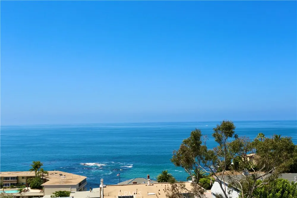 694 Coast #5 Laguna Beach, CA 92651
