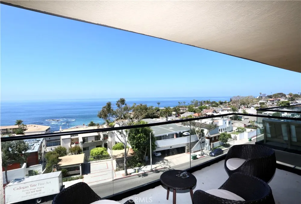 694 Coast #5 Laguna Beach, CA 92651