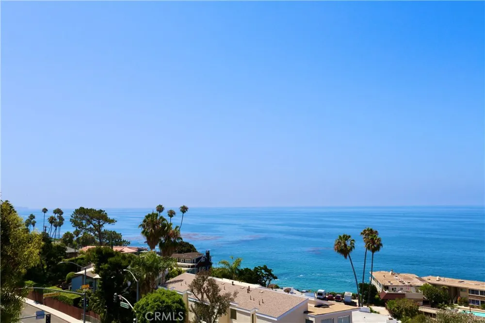 694 Coast #5 Laguna Beach, CA 92651