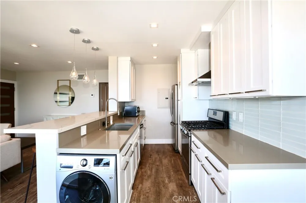 694 Coast #5 Laguna Beach, CA 92651