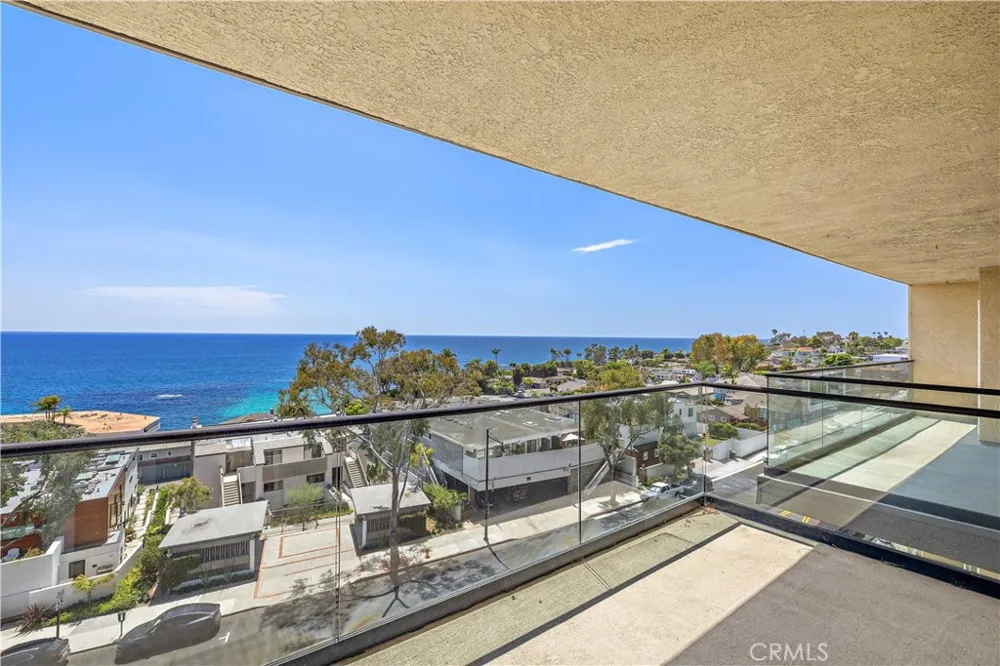 694 Coast #5 Laguna Beach, CA 92651