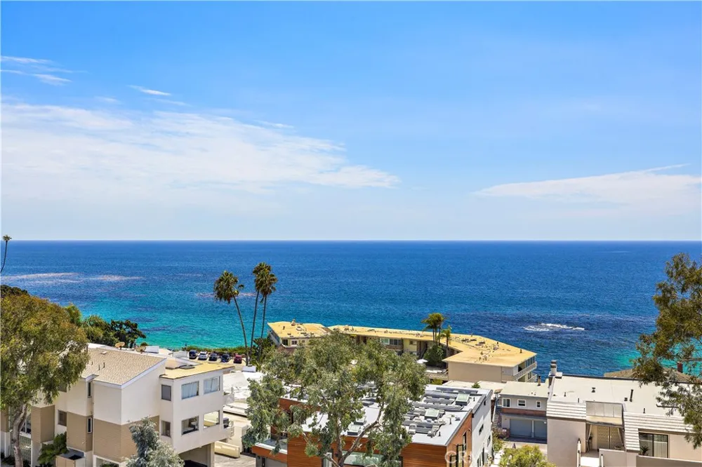 694 Coast #5 Laguna Beach, CA 92651