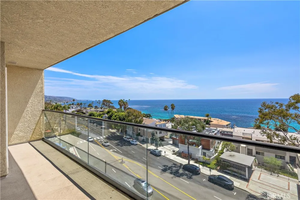 694 Coast #5 Laguna Beach, CA 92651