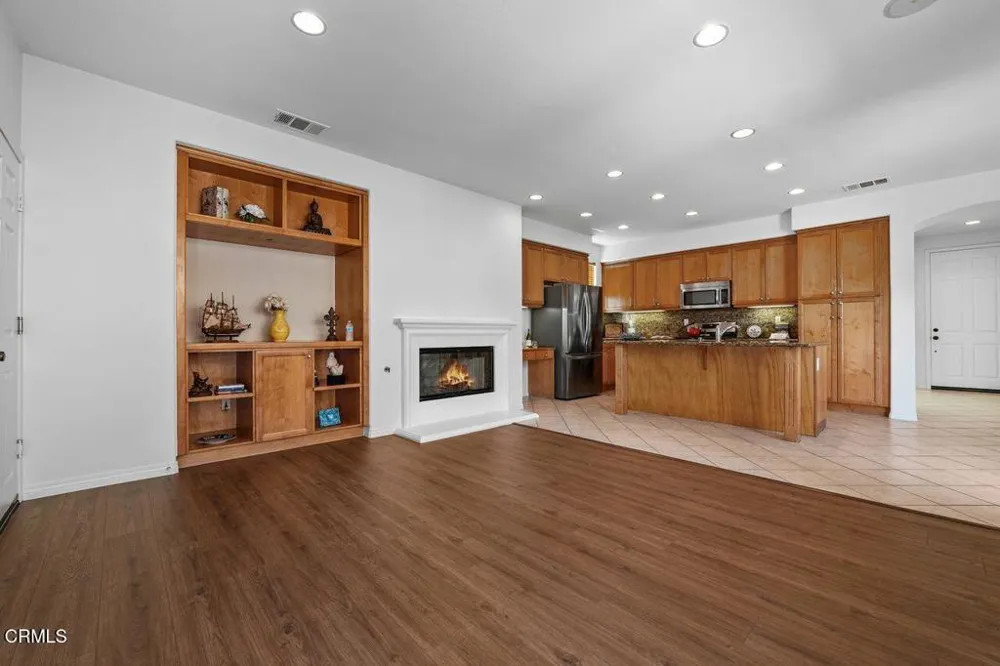 313 E Clara Street E Port Hueneme, CA 93041