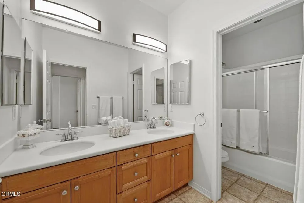 313 E Clara Street E Port Hueneme, CA 93041