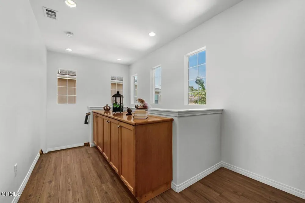 313 E Clara Street E Port Hueneme, CA 93041