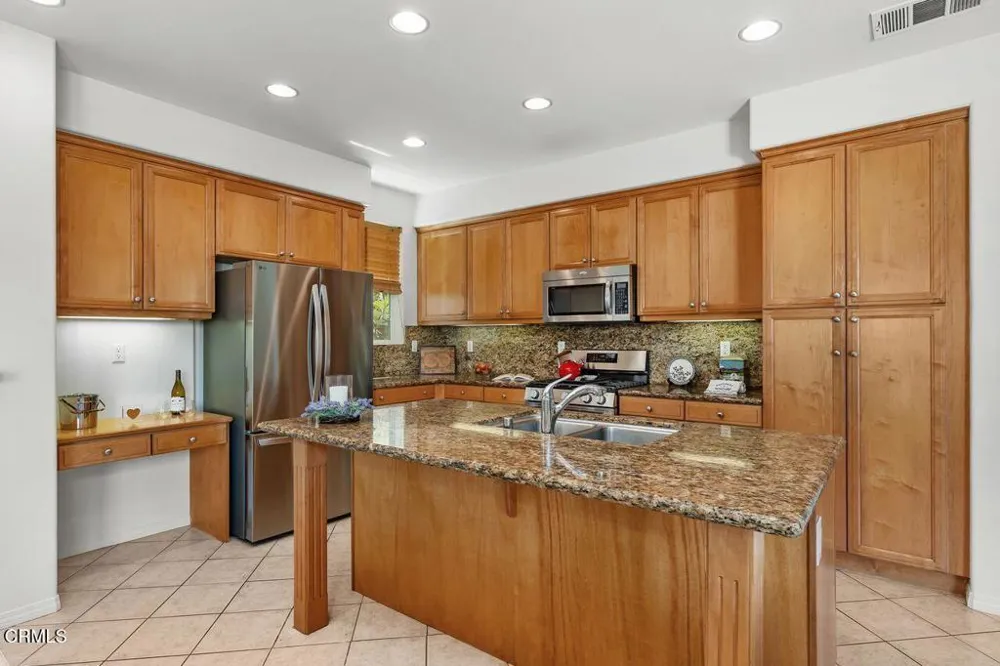 313 E Clara Street E Port Hueneme, CA 93041