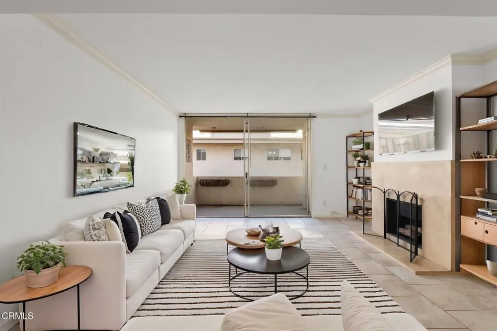 5325 Newcastle Avenue #126 Encino, CA 91316