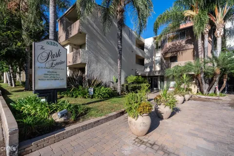 5325 Newcastle Avenue #126
