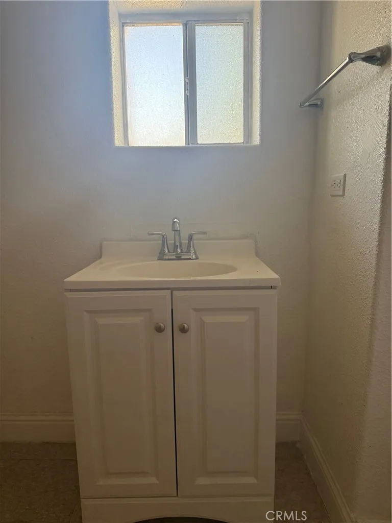 324 W 22nd Merced, CA 95340